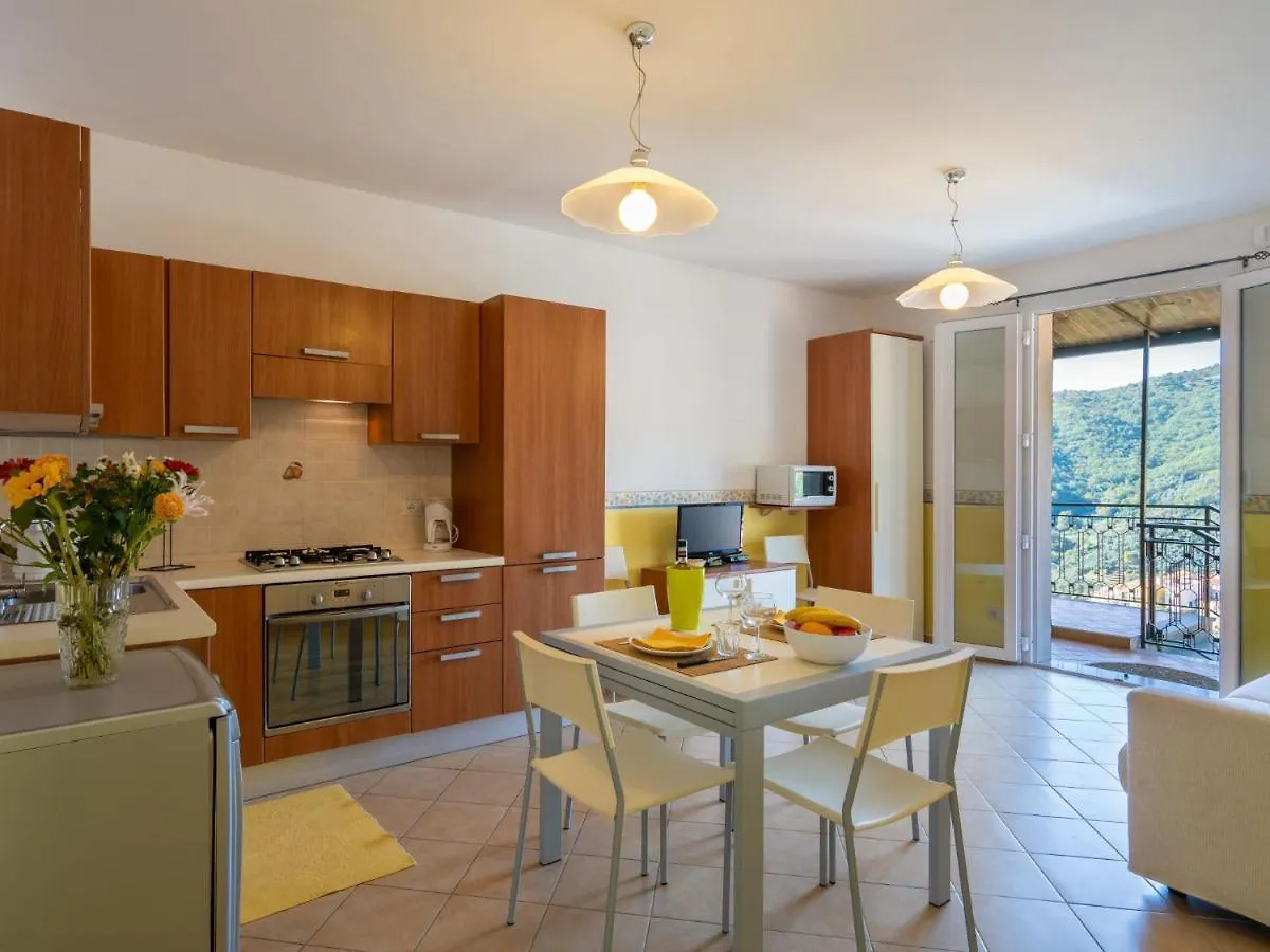Apartment Giallo - Ptb152 By Interhome Pietrabruna